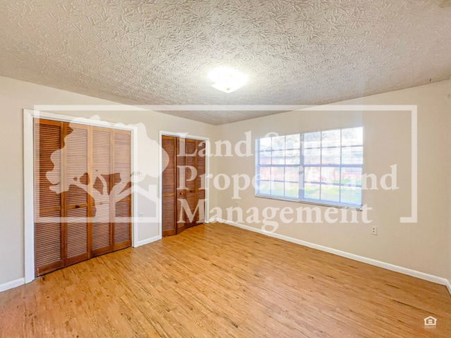 Building Photo - 704 Boyd Ct
