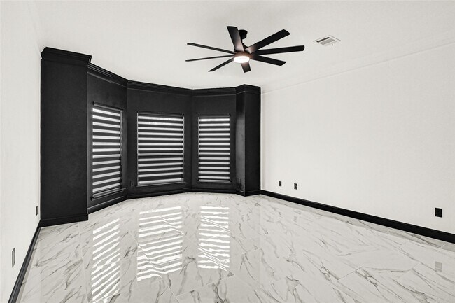 Building Photo - 11915 Helene Ct