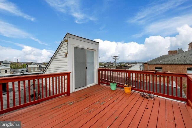 Building Photo - 110 Birckhead St