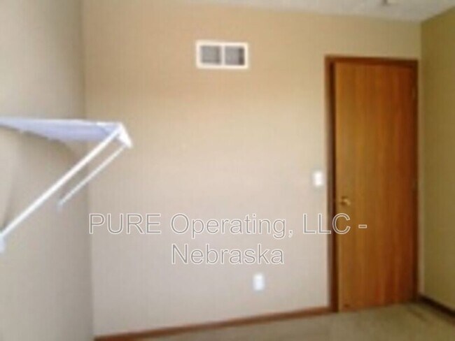 Building Photo - 7009 S 177th St