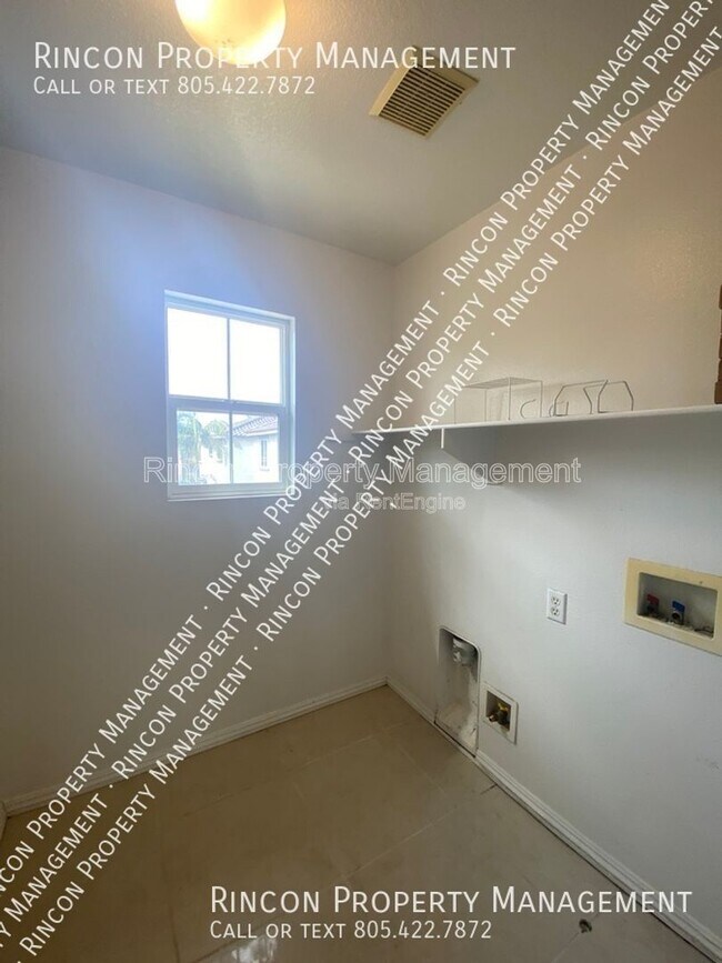 Building Photo - 2922 Dunkirk Dr