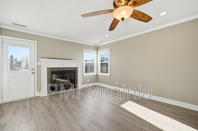 Building Photo - 4808 Boxford Rd