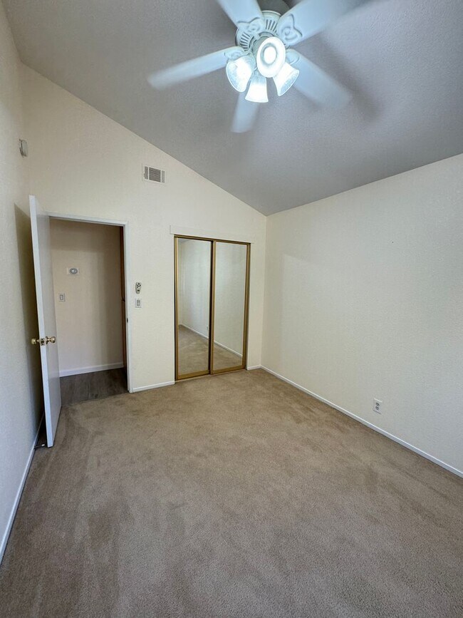 Building Photo - 1310 Puebla Way