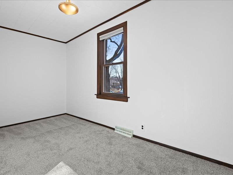 Master bedroom - 3214 S Throop St