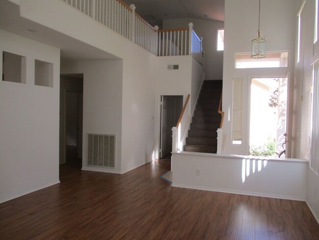 Building Photo - Desirable & spacious Sabre Springs 5 bedroom 3 bath 2 story home!