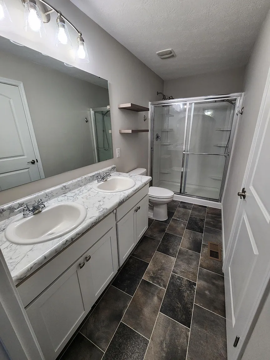 Building Photo - 4812 Jessica Suzanne Dr