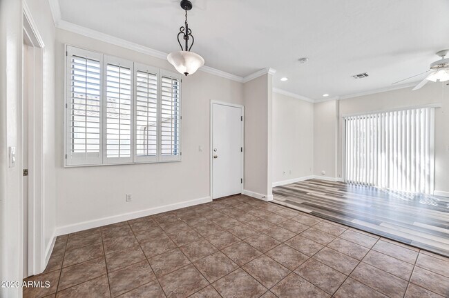 Building Photo - 4046 S Tatum Ln