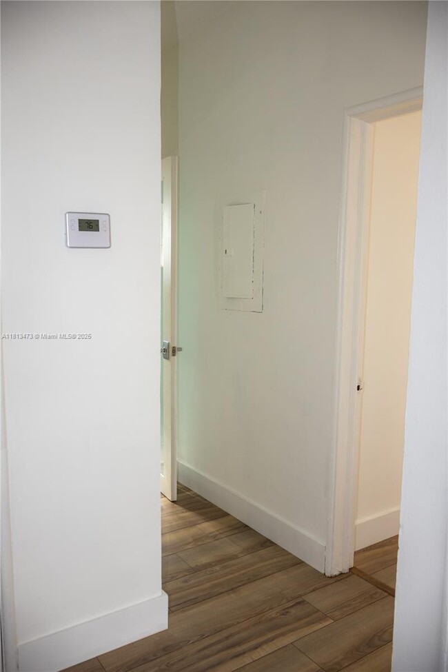 Building Photo - 8926 Dickens Ave