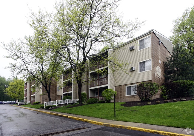 Building Photo - Newton Hill Apartments