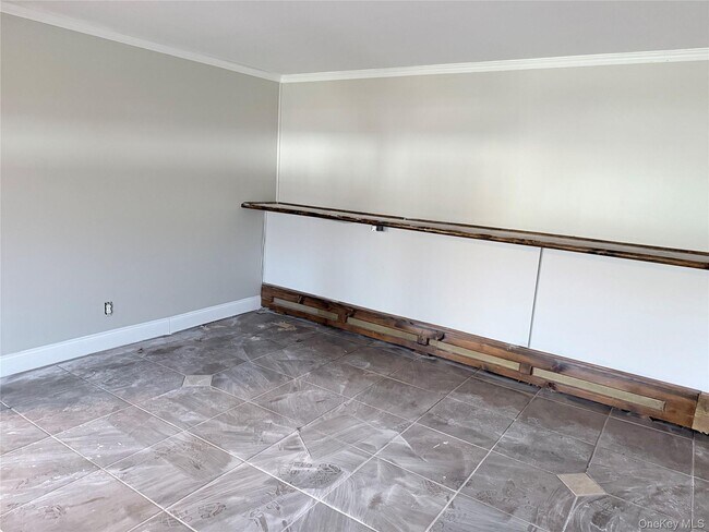 Building Photo - 12 Juniper Ln