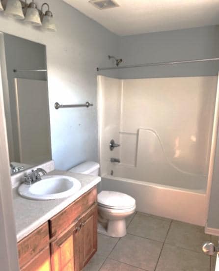 Building Photo - 124 Whitney Ave