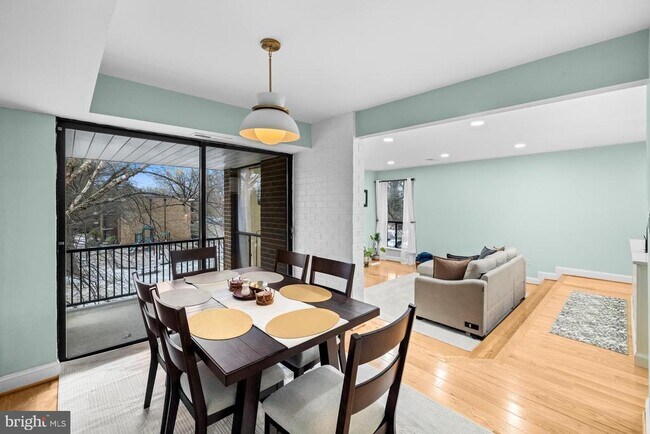 Building Photo - 9820 Georgia Ave