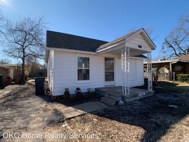 Building Photo - 2 br, 1 bath House - 3232 Pioneer