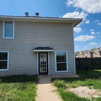 Building Photo - 4140 McFarland Dr