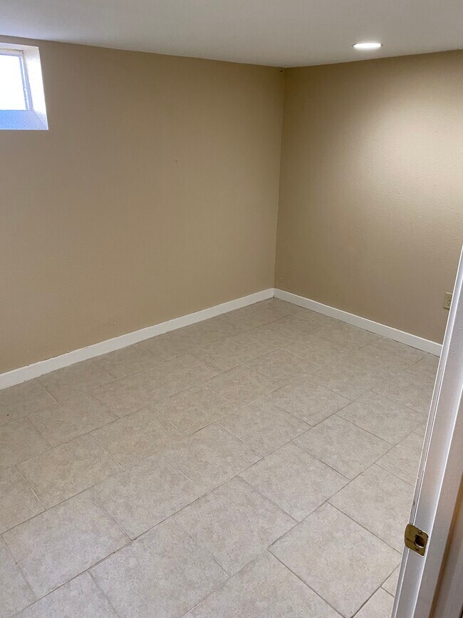 Building Photo - 2107 52nd St