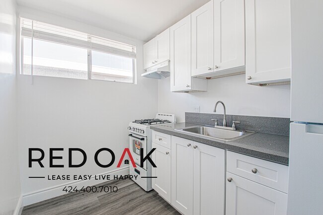 Building Photo - 12211 S Manor Dr