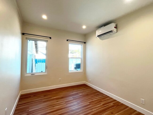 Building Photo - 584-588 Cypress