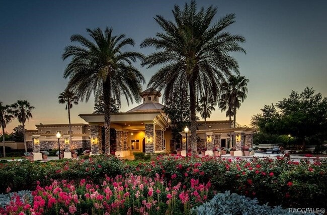 Building Photo - 1124 W Skyview Crossing Dr