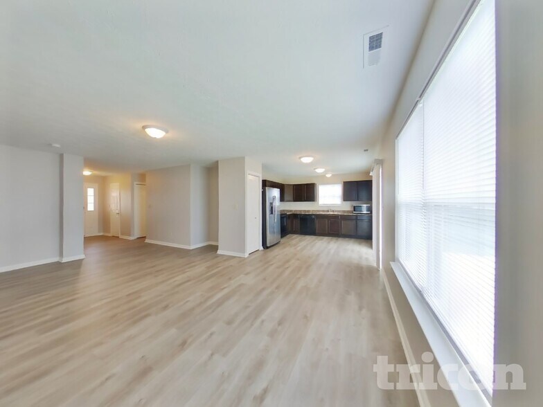Building Photo - 949 Knox Dr