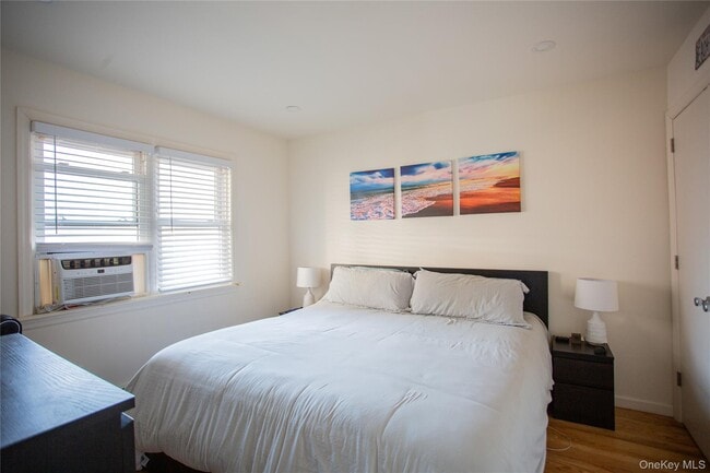 Building Photo - 765 Shore Rd