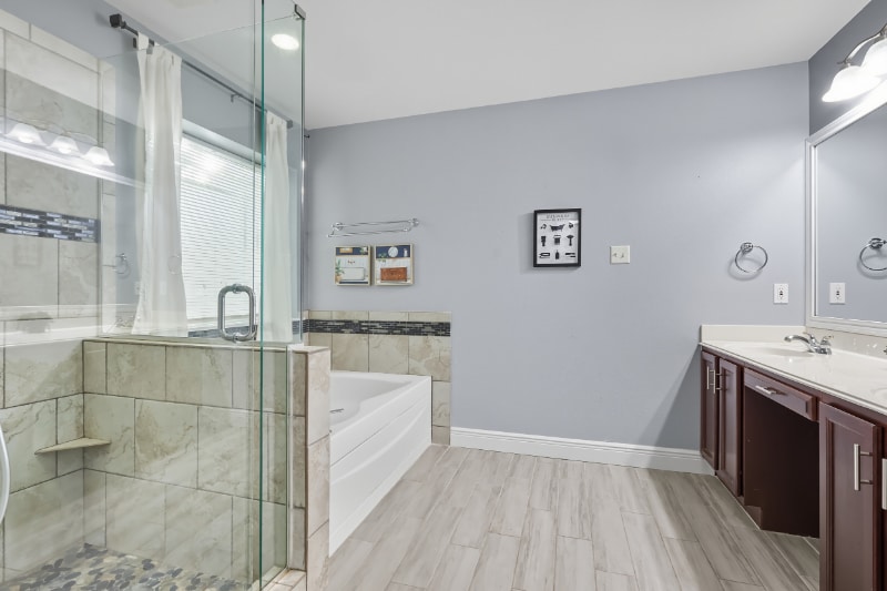 Building Photo - 6850 Thistle Hill Way