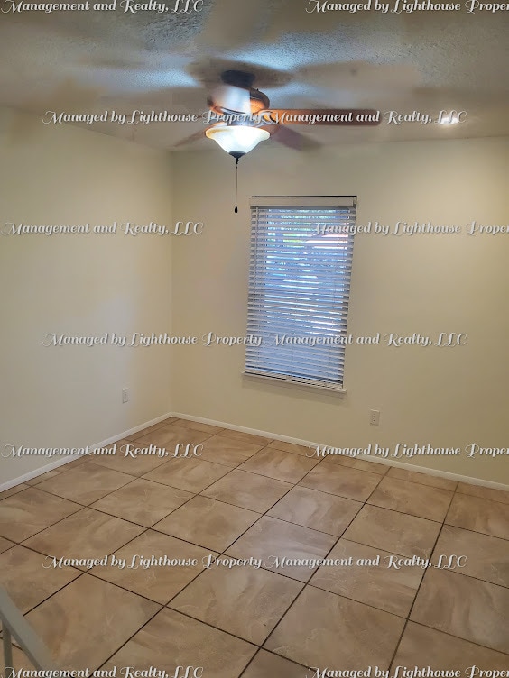 Building Photo - Peaceful Atlantic Beach Townhome