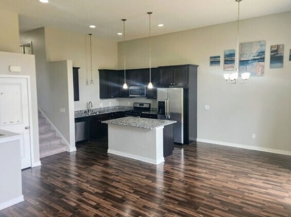 Building Photo - 7878 Cottonwood Ln