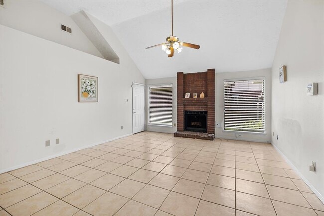 Building Photo - 7711 Valera Ln