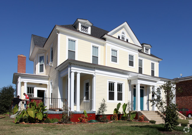 Building Photo - 801 New Bern Ave