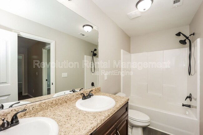 Building Photo - 116 Slate Dr
