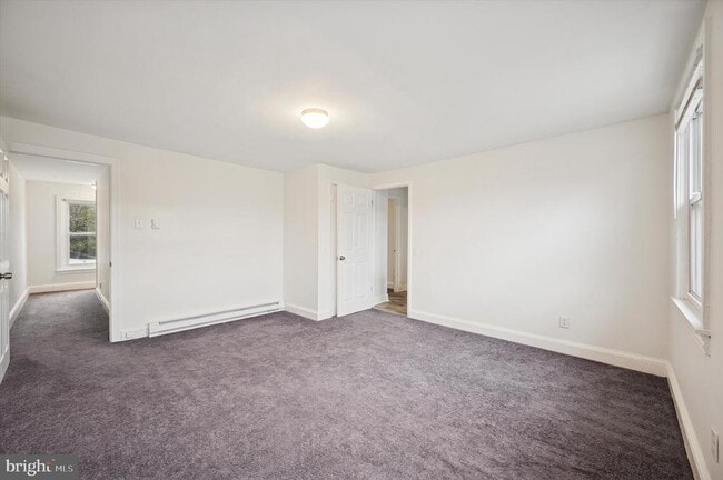 Building Photo - 4645 Umbria St