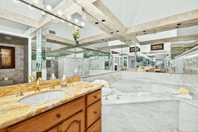 Building Photo - 45668 Pueblo Rd