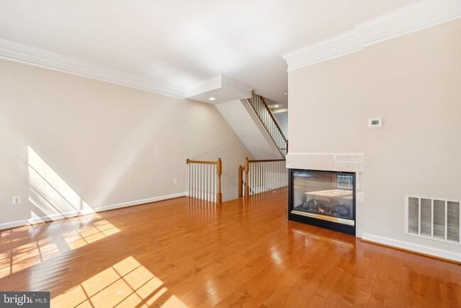 Building Photo - 11465 Log Ridge Dr