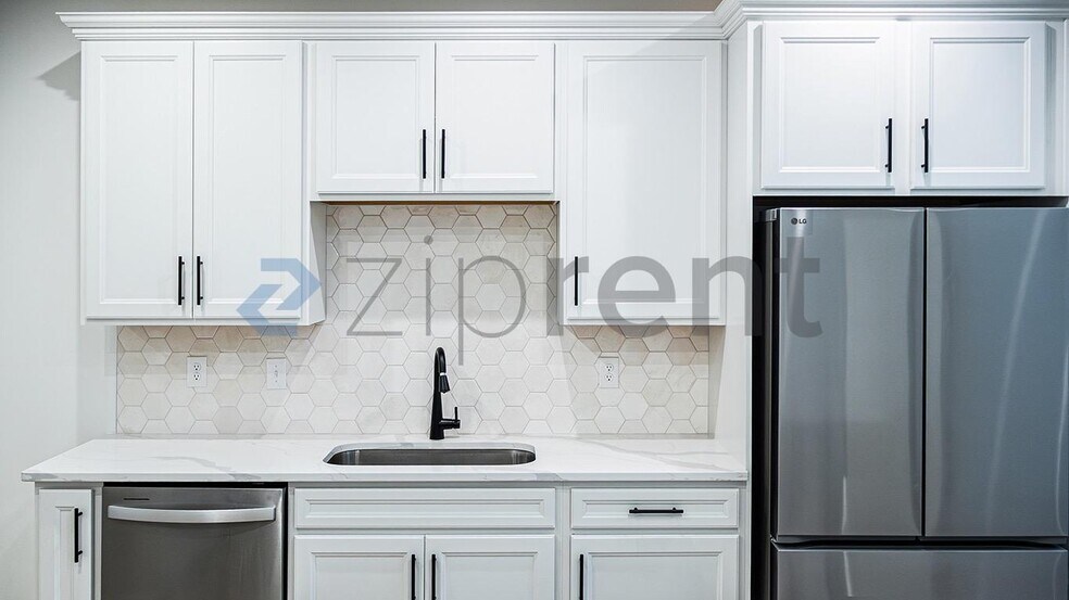 Building Photo - 612 Clb Vw Wy