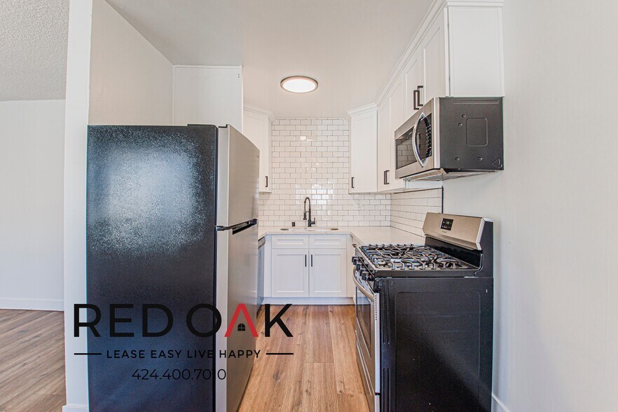 Building Photo - 1843 S Gramercy Pl