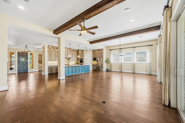 Building Photo - 2418 Sandhill Crest Ln