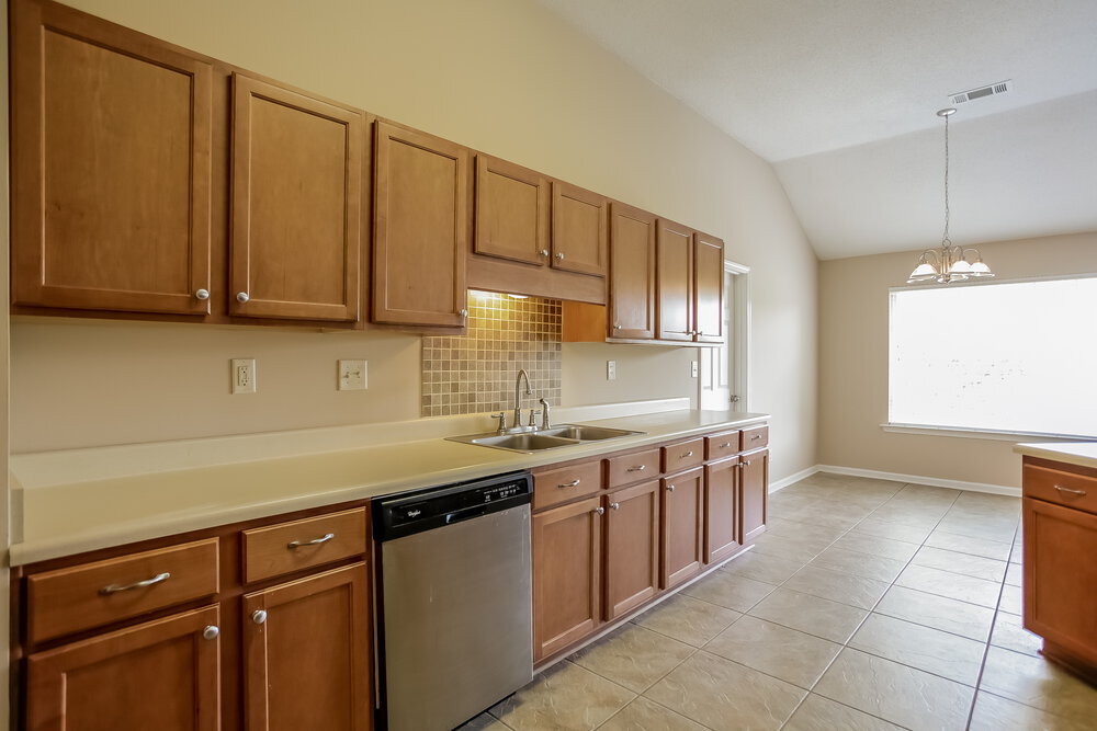 Building Photo - 6257 Saddletrail Dr