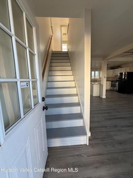 Building Photo - 4 Frederick St