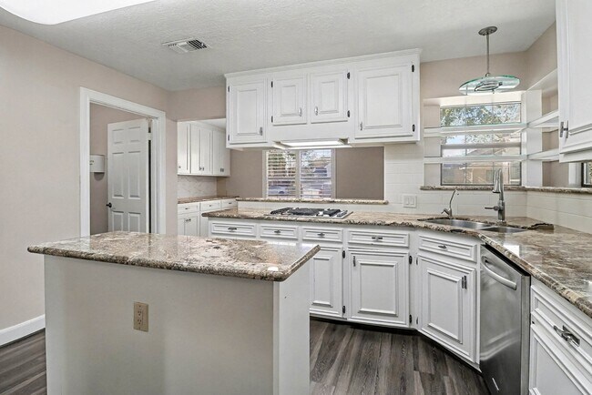 Building Photo - 1402 Copperfield Ct