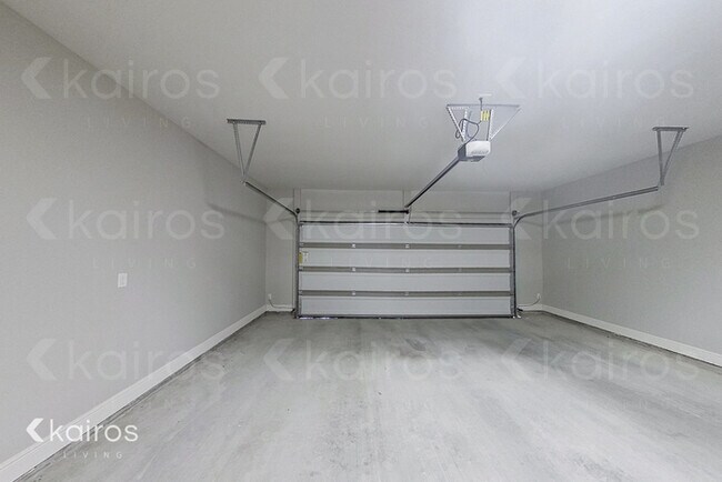 Building Photo - 3008 Forestwood Dr