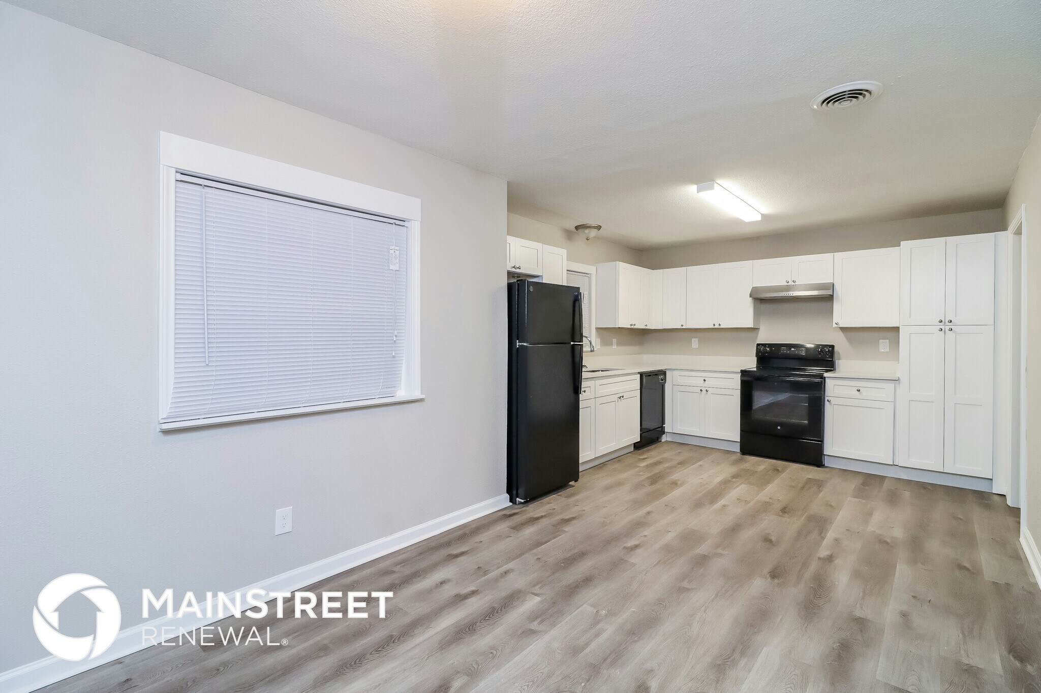 Building Photo - 3550 Creston Ct
