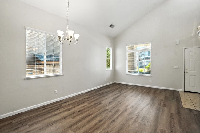 Building Photo - 9437 Red Spruce Way