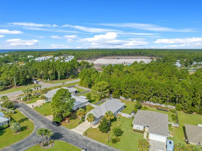 Building Photo - 47 White Heron Dr