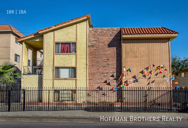 Building Photo - 6546 Sepulveda Blvd