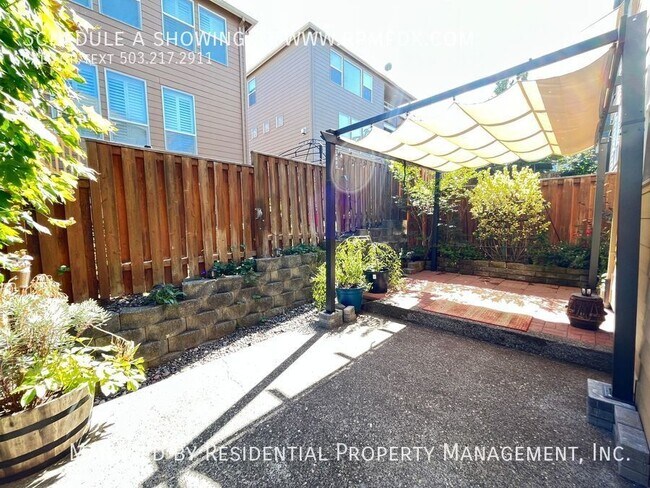 Building Photo - 4602 NW 126th Pl