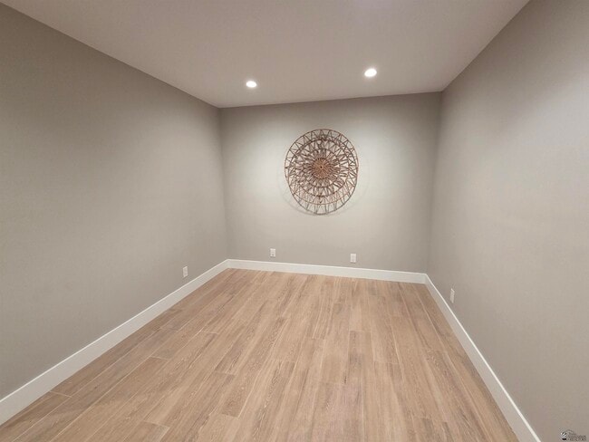 Building Photo - 1440 E Laguna Pl