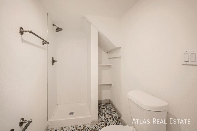 Building Photo - 2365 Fulton St