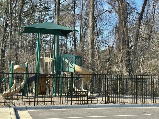 Building Photo - 1339 Mifflin Ln