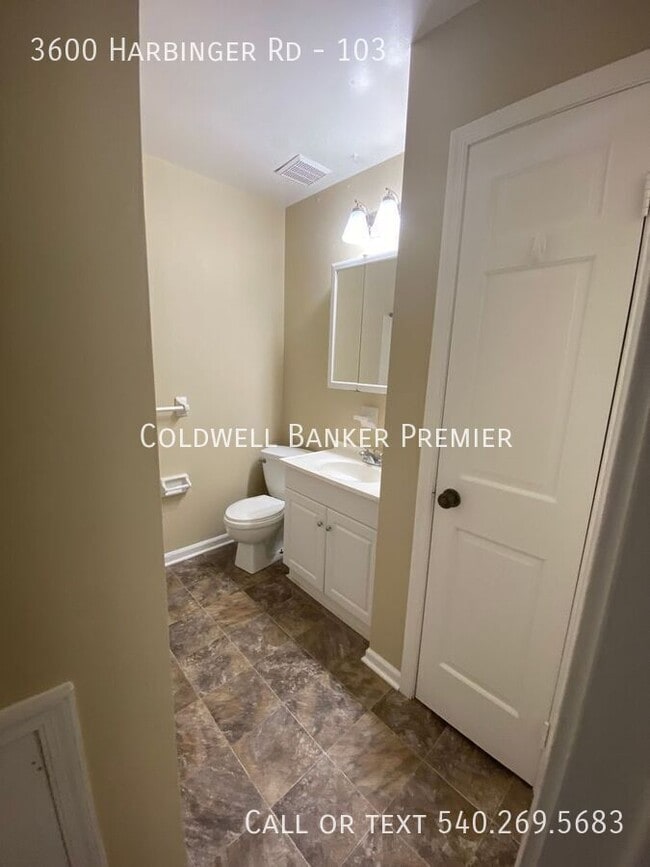 Building Photo - 3600 Harbinger Rd