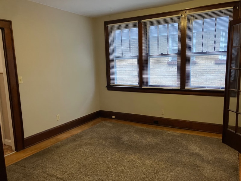 Building Photo - 121 W 33rd St